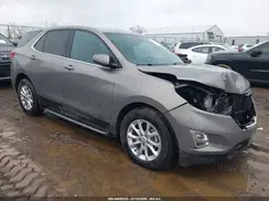 3GNAXJEV0JS608872 2018 CHEVROLET EQUINOX
