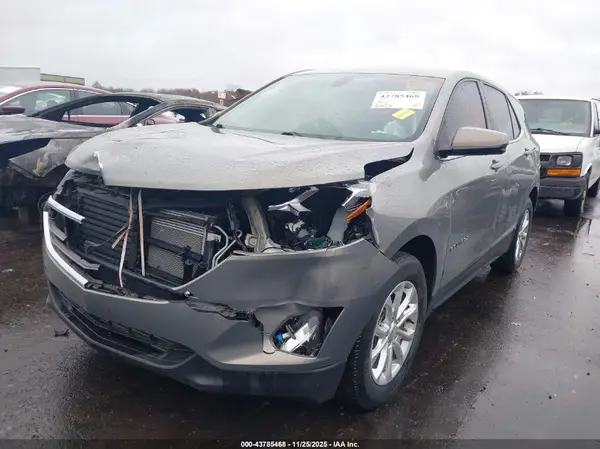 3GNAXJEV0JS612016 2018 CHEVROLET EQUINOX - Image 2