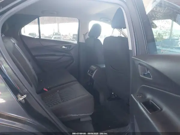 3GNAXJEV0JS628748 2018 CHEVROLET EQUINOX - Image 8