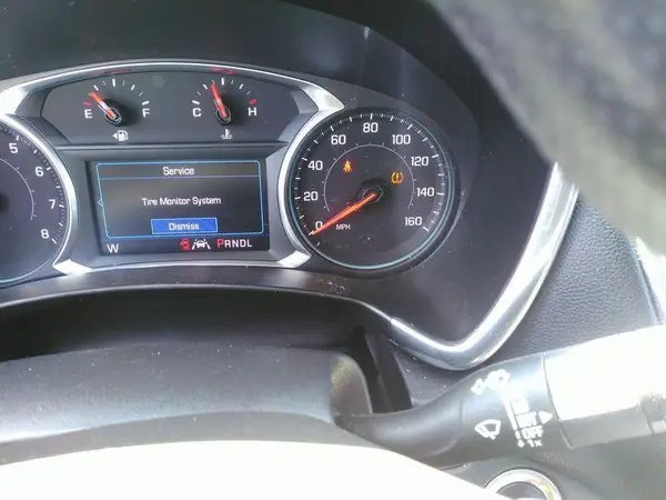 3GNAXJEV0LL205715 2020 CHEVROLET EQUINOX - Image 2