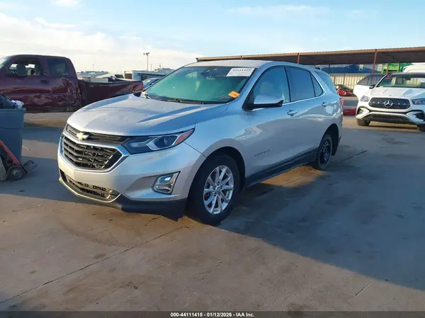 3GNAXJEV0LS531858 2020 CHEVROLET EQUINOX - Image 2