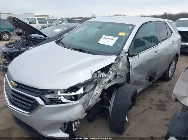 3GNAXJEV0LS667391 2020 CHEVROLET EQUINOX - Image 2