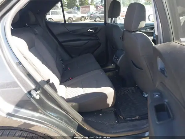 3GNAXJEV1JL270411 2018 CHEVROLET EQUINOX - Image 8