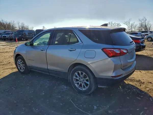 3GNAXJEV1JL387857 2018 CHEVROLET EQUINOX - Image 2