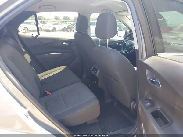 3GNAXJEV1JS540467 2018 CHEVROLET EQUINOX - Image 8