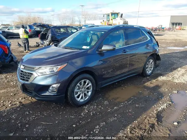 3GNAXJEV1JS550979 2018 CHEVROLET EQUINOX - Image 2