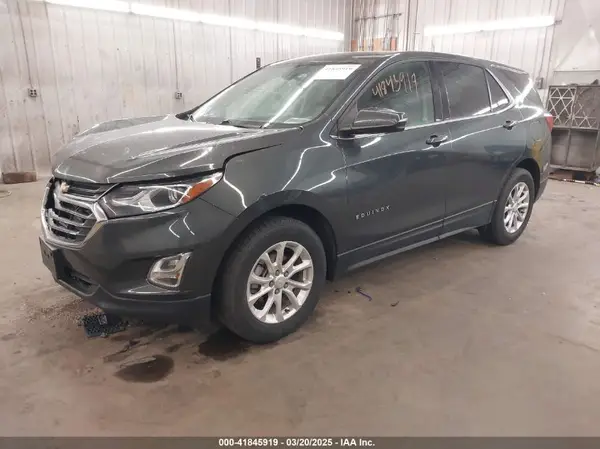 3GNAXJEV1JS588583 2018 CHEVROLET EQUINOX - Image 2