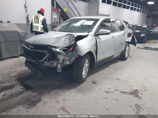 3GNAXJEV1KS616240 2019 CHEVROLET EQUINOX - Image 2