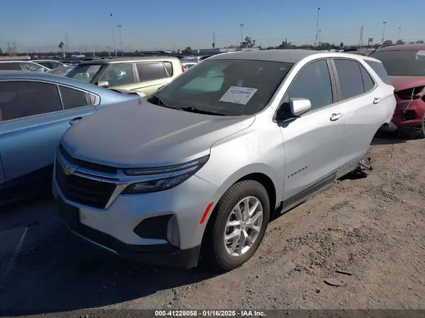 3GNAXJEV1NL224468 2022 CHEVROLET EQUINOX - Image 2