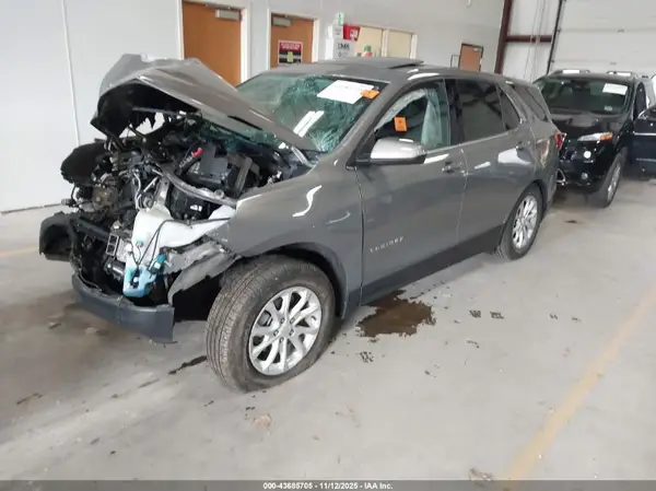 3GNAXJEV2JL108853 2018 CHEVROLET EQUINOX - Image 2