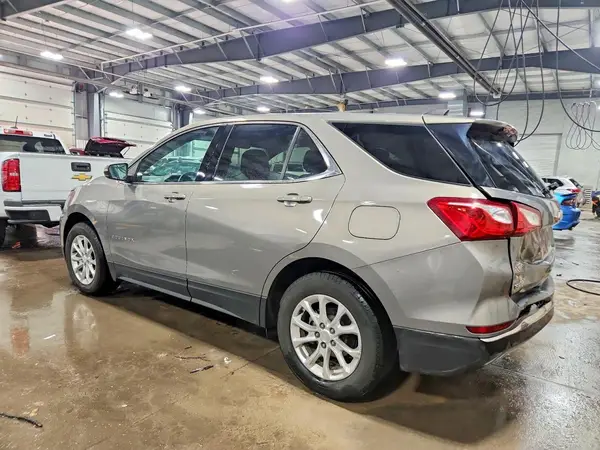 3GNAXJEV2JL115124 2018 CHEVROLET EQUINOX - Image 2