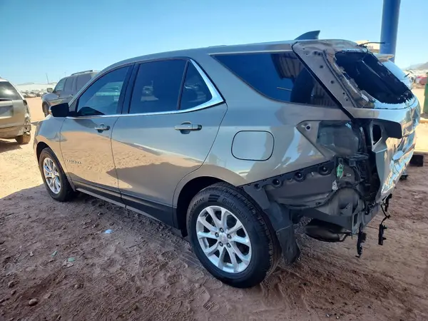 3GNAXJEV2JS536895 2018 CHEVROLET EQUINOX - Image 2
