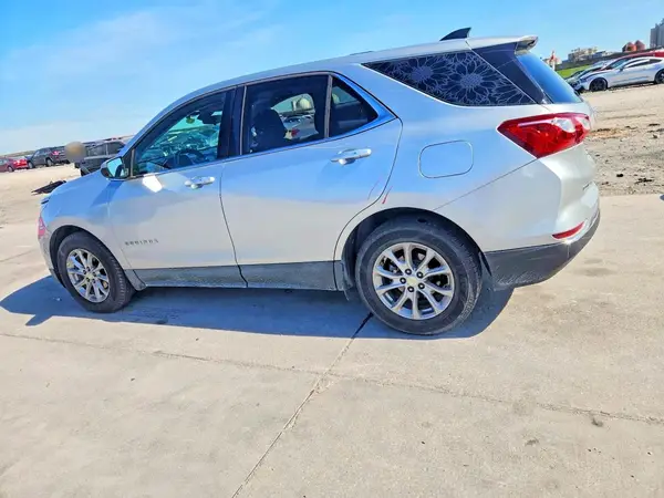 3GNAXJEV2JS540462 2018 CHEVROLET EQUINOX - Image 2