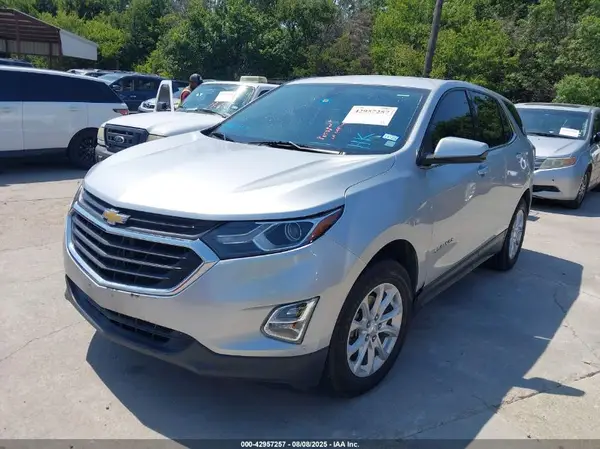 3GNAXJEV2JS568892 2018 CHEVROLET EQUINOX - Image 2