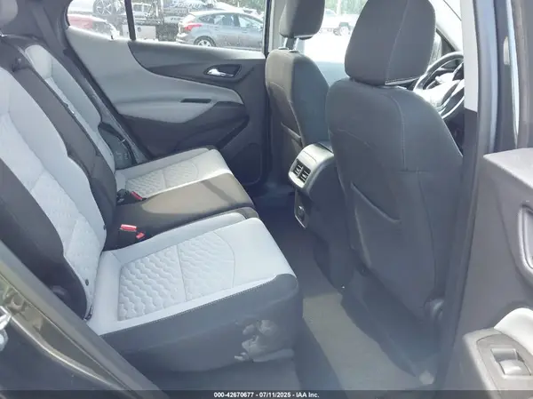 3GNAXJEV2JS570481 2018 CHEVROLET EQUINOX - Image 8
