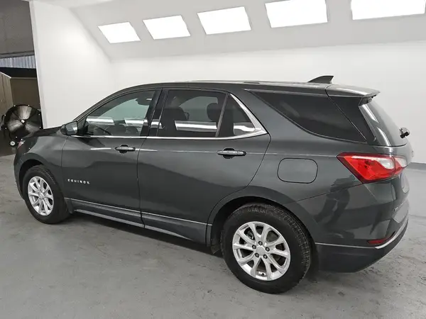 3GNAXJEV2JS572702 2018 CHEVROLET EQUINOX - Image 2