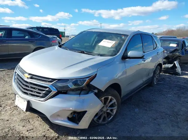 3GNAXJEV2JS575177 2018 CHEVROLET EQUINOX - Image 2