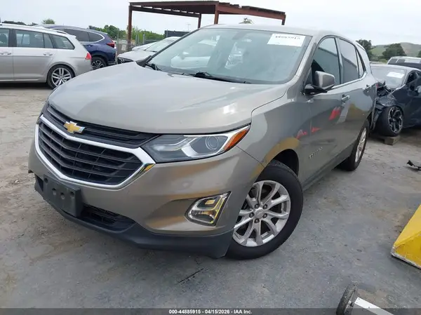 3GNAXJEV2JS578774 2018 CHEVROLET EQUINOX - Image 2