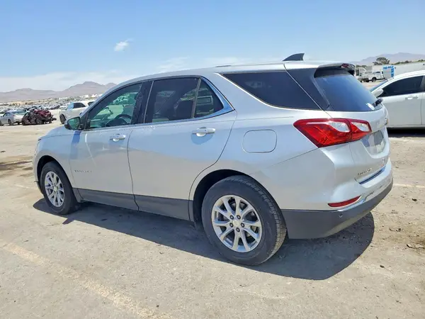 3GNAXJEV2JS582548 2018 CHEVROLET EQUINOX - Image 2