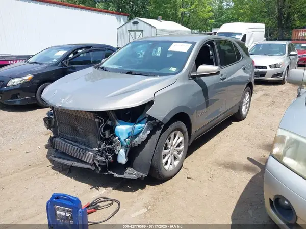 3GNAXJEV2JS610736 2018 CHEVROLET EQUINOX - Image 2