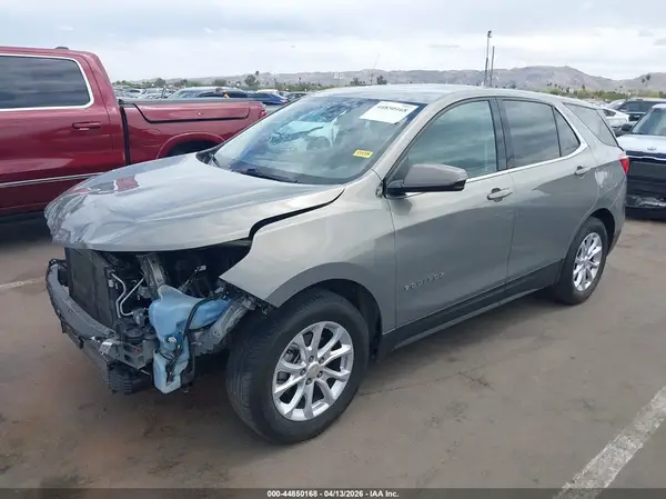3GNAXJEV2JS623681 2018 CHEVROLET EQUINOX - Image 2