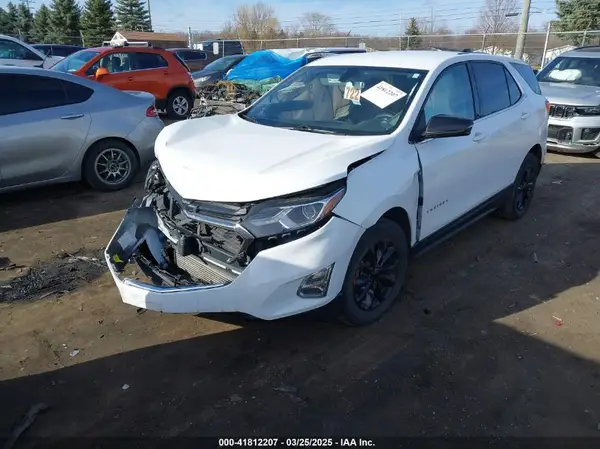 3GNAXJEV2JS625558 2018 CHEVROLET EQUINOX - Image 2