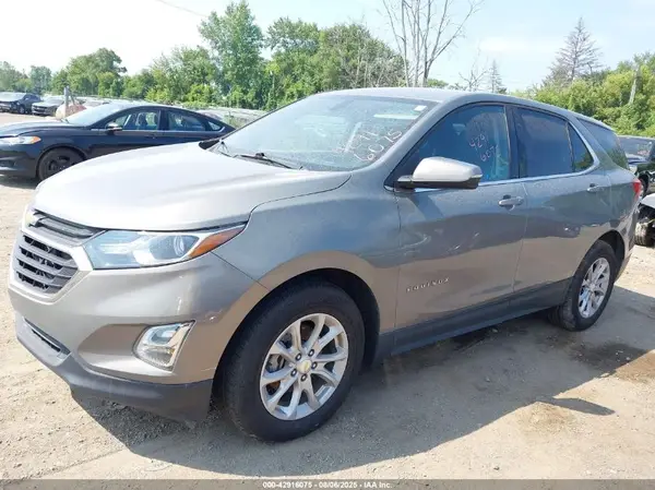 3GNAXJEV2JS631960 2018 CHEVROLET EQUINOX - Image 2
