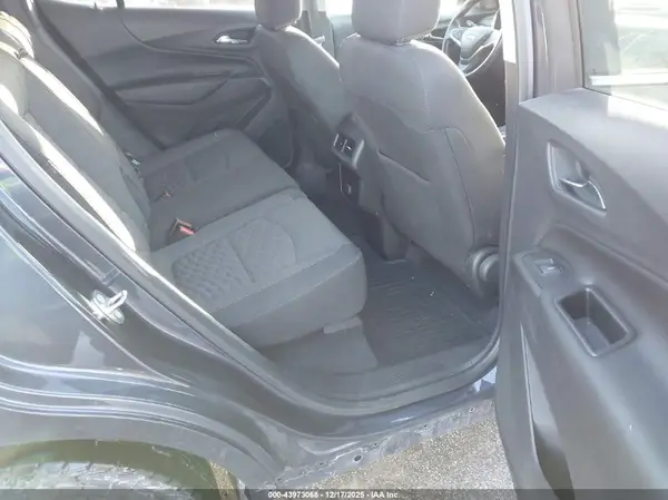 3GNAXJEV2JS638973 2018 CHEVROLET EQUINOX - Image 8