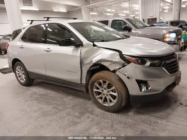 3GNAXJEV2JS639945 2018 CHEVROLET EQUINOX - Image 1
