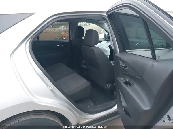 3GNAXJEV2LS685519 2020 CHEVROLET EQUINOX - Image 8