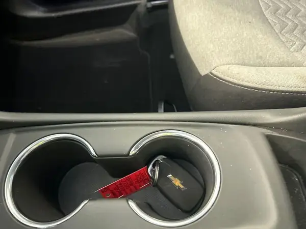 3GNAXJEV2NL130793 2022 CHEVROLET EQUINOX - Image 2