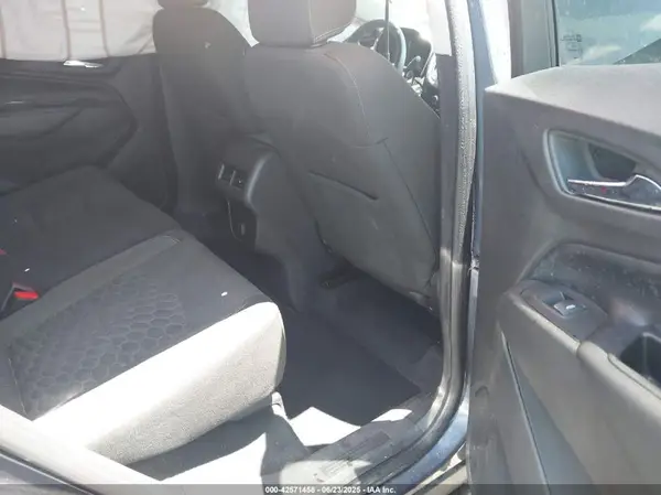 3GNAXJEV3JL104651 2018 CHEVROLET EQUINOX - Image 8