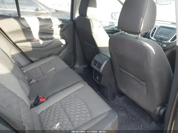 3GNAXJEV3JL115729 2018 CHEVROLET EQUINOX - Image 8