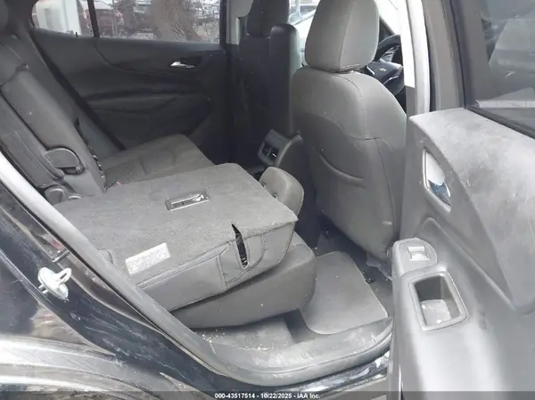 3GNAXJEV3JL260088 2018 CHEVROLET EQUINOX - Image 8