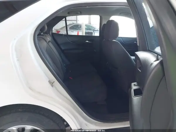 3GNAXJEV3JL267798 2018 CHEVROLET EQUINOX - Image 8