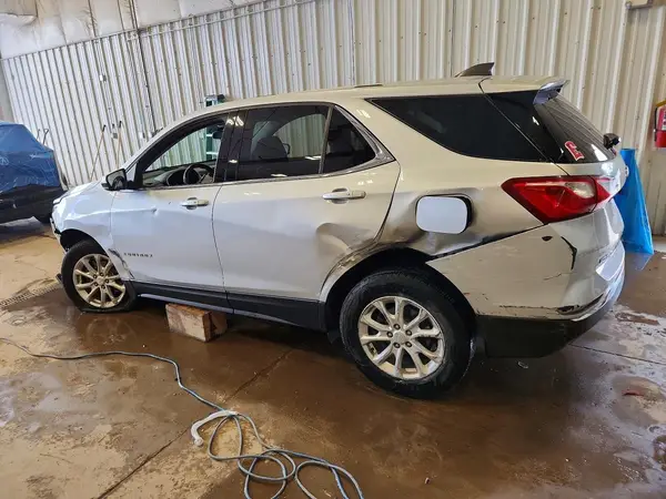 3GNAXJEV3JS561952 2018 CHEVROLET EQUINOX - Image 2