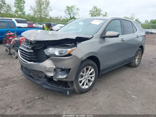 3GNAXJEV3JS640232 2018 CHEVROLET EQUINOX - Image 2