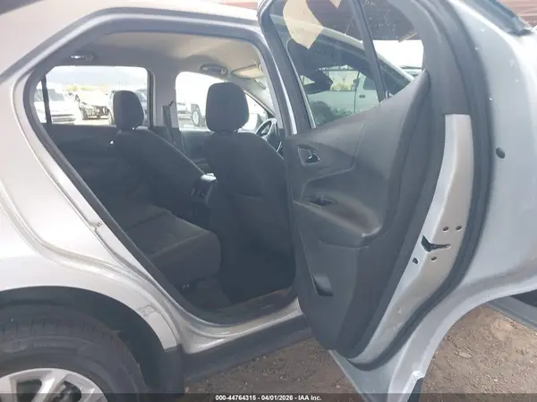 3GNAXJEV3KS647215 2019 CHEVROLET EQUINOX - Image 8