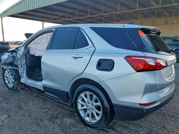 3GNAXJEV3LS684797 2020 CHEVROLET EQUINOX - Image 2