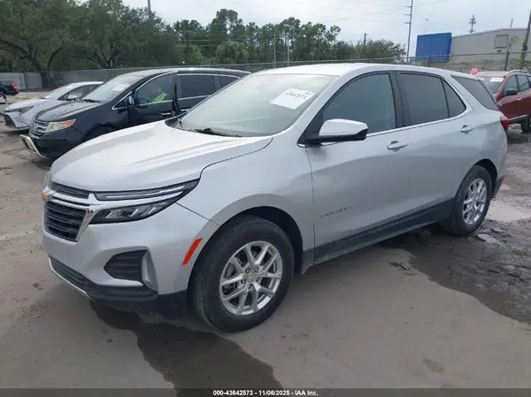 3GNAXJEV3NL224908 2022 CHEVROLET EQUINOX - Image 2
