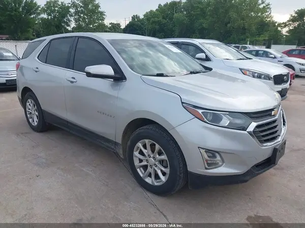 3GNAXJEV4JL102438 2018 CHEVROLET EQUINOX - Image 1