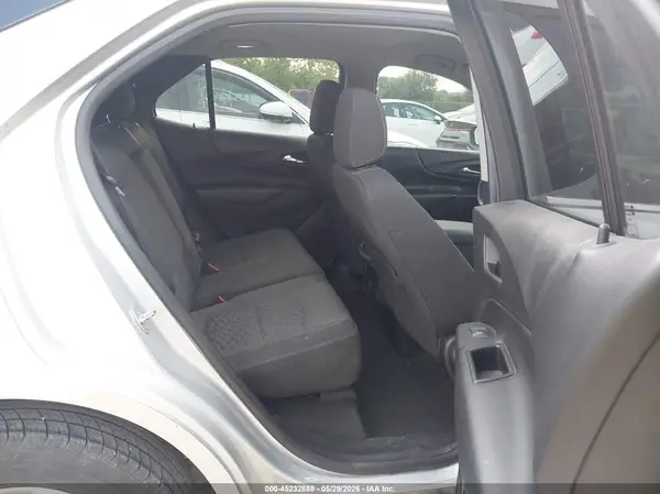 3GNAXJEV4JL102438 2018 CHEVROLET EQUINOX - Image 8