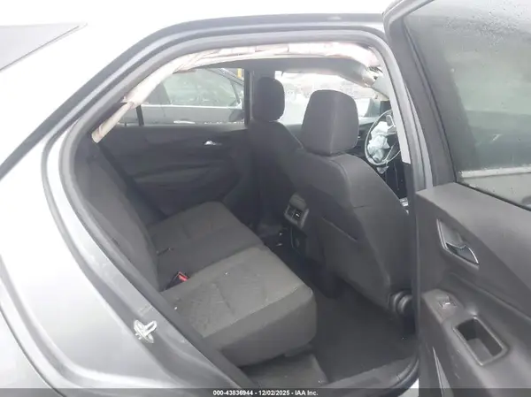 3GNAXJEV4JL131597 2018 CHEVROLET EQUINOX - Image 8