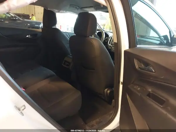 3GNAXJEV4JL300646 2018 CHEVROLET EQUINOX - Image 8