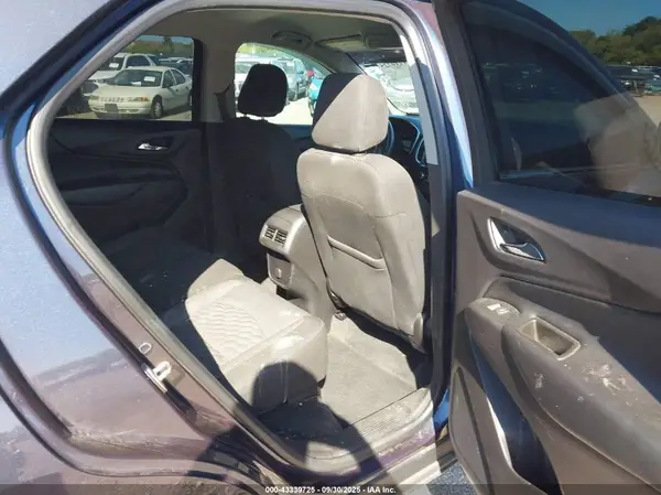3GNAXJEV4JL333162 2018 CHEVROLET EQUINOX - Image 8