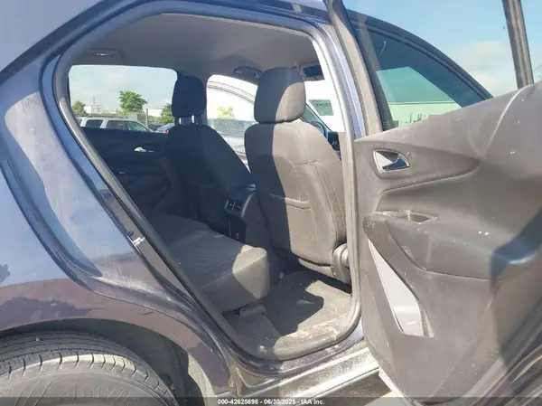 3GNAXJEV4JL357283 2018 CHEVROLET EQUINOX - Image 8
