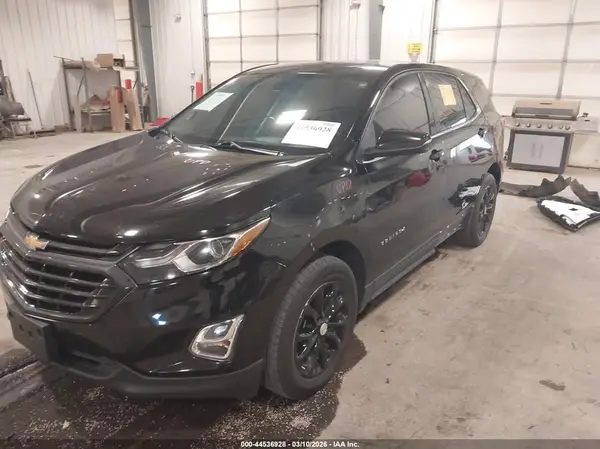 3GNAXJEV4JL413173 2018 CHEVROLET EQUINOX - Image 2