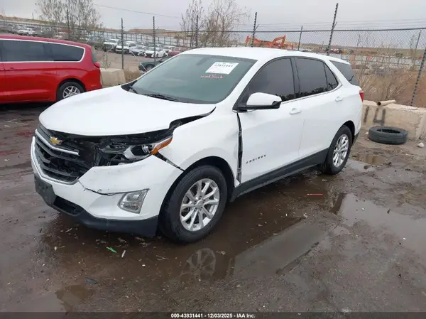 3GNAXJEV4JS528054 2018 CHEVROLET EQUINOX - Image 2
