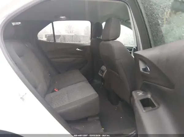 3GNAXJEV4JS557960 2018 CHEVROLET EQUINOX - Image 8