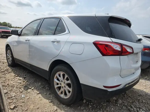 3GNAXJEV4JS570773 2018 CHEVROLET EQUINOX - Image 2